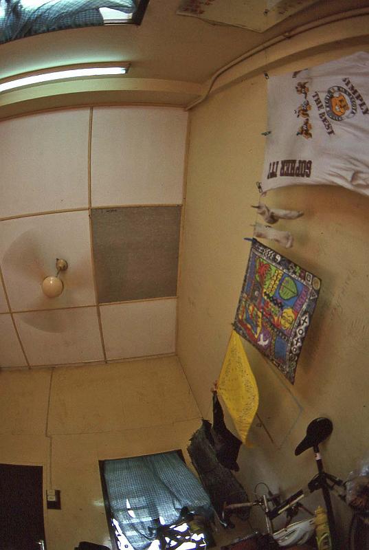 WT 0700 112-06 Malaysia.jpg